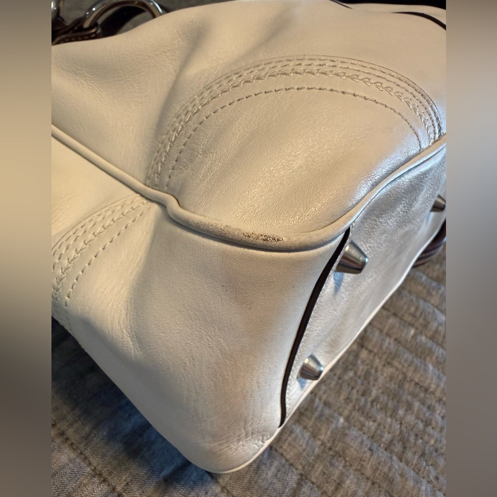 COACH Tote Satchel White large SOHO Brown trim. Dust Bag & Hang Tag. - Picture 9 of 12